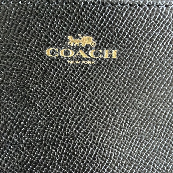 Coach Wristlet - New With Tags - Picture 2 of 7